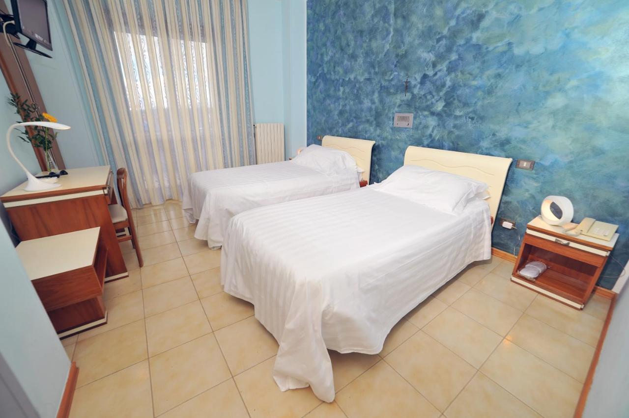 Hotel San Crispino Morrovalle Экстерьер фото